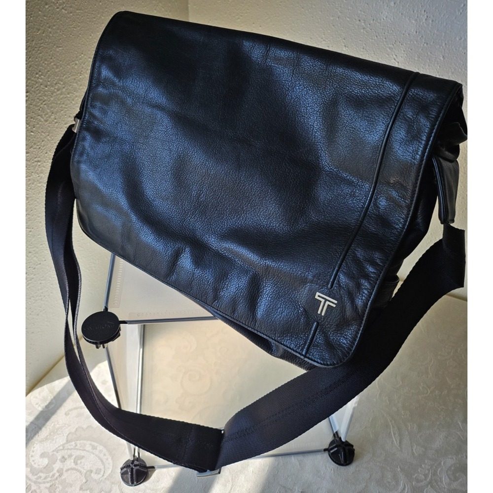 Tumi‎ Leather Cross Bag Messenger Laptop Bag in Black